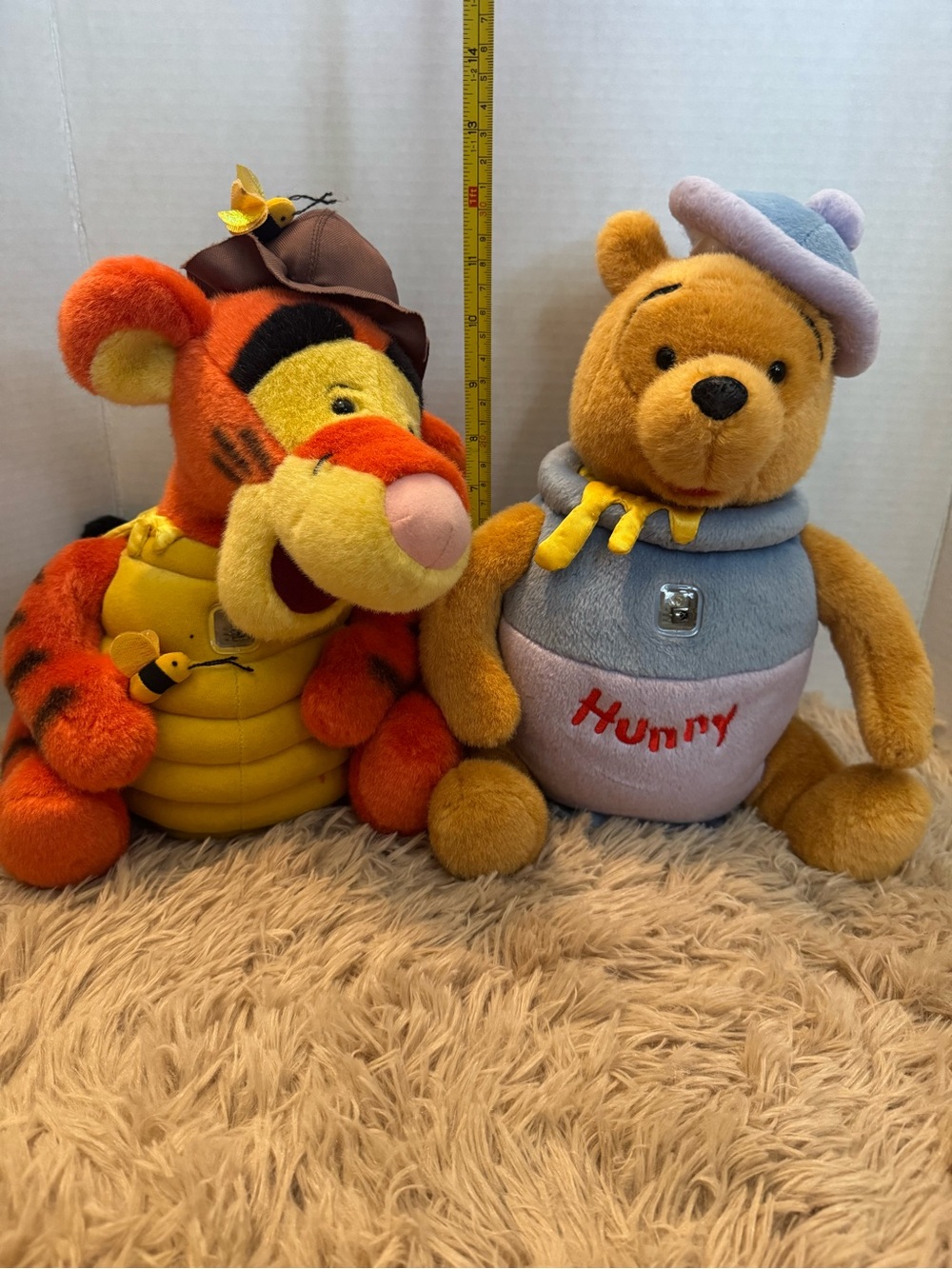 Vintage Disney Winnie the Pooh & Tigger Plush Set - Yellow, Orange - Picture 2 of 5